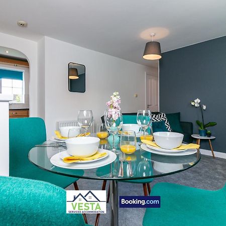 Three Bedroom Apartment By Vesta Serviced Accommodation & Short Lets Hatfield With Free Parking Экстерьер фото