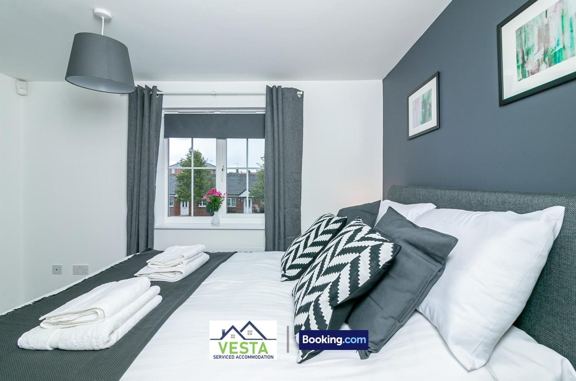 Three Bedroom Apartment By Vesta Serviced Accommodation & Short Lets Hatfield With Free Parking Экстерьер фото